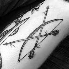 Maybe you would like to learn more about one of these? 50 Bogenschiessen Tattoos Fur Manner Pfeil Und Bogen Designs Mens Arrow Tattoo Small Arrow Tattoos Bow Tattoo Designs