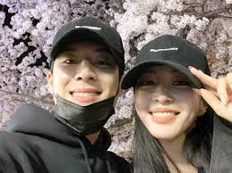 Trong phần mô tả bức ảnh. Dispatch Beberkan Masa Lalu Pacar Han Ye Seul Disebut Pernah Kerja Di Bar Ilegal