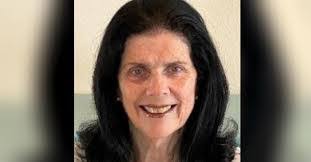 Jeanie Tyson's Instagram, Twitter & Facebook