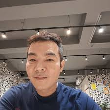 真實的獅子座：獅子遇到真愛的表現一、很直接獅子一直都比較直接。喜歡就是喜歡，不喜歡就是不喜歡，不太喜歡隱藏，更不可能卑躬屈膝。獅子說喜歡你，那一定比你想象中的更喜歡你，表達出來的就是獅子心中所想，不帶誇張的修辭。  二、跟你待在一起總是很快樂