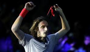 Tsitsipas mutters not today, bullshit russian. Patrick Mouratoglou Uber Stefanos Tsitsipas Fur Ihn Gibt Es Keinerlei Limits Tennisnet Com