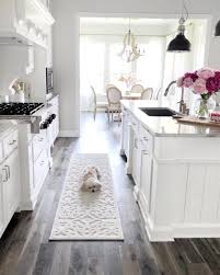 Classic Kitchen With White Cabinets Kitchens Design White Kitchen Design Kitchen Design Kitchen Cabinet Design