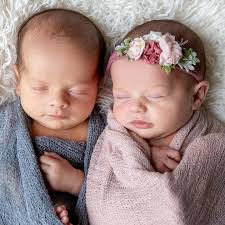 Diana Stoffel's Instagram, Twitter & Facebook