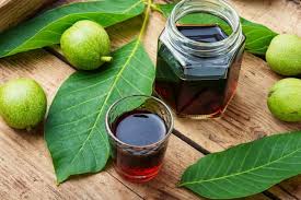 Un liquore classico che racchiude tutto. Ricetta Liquore Alle Noci Non Sprecare