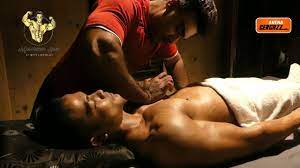 Sports Massage with Frankie at Musclemen Spa - YouTube