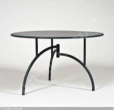 Tippy Jackson Table By Philippe Starck 1985 Table Furniture Design Art Academy Of Cincinnati
