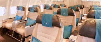 Choisir la carte bancaire qui correspond à mes besoins. Confort Class Air Austral Welcome Aboard Economy Premium Class On Air Austral Regional Flights