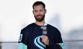 Naming the seattle kraken demanded steep effort, sweat, research, dreaming, analyzing, listening to fans, respecting the region's natural beauty and sifting through. Xbsc3xwxzebyom