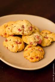 Biscuits Sales Aux Lardons Et Au Parmesan Recette Recettes De Cuisine Recette Cuisine