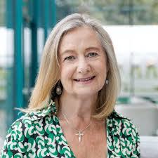 Lorraine Forrest's Instagram, Twitter & Facebook