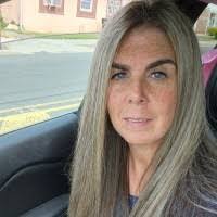 Carrie Bader's Instagram, Twitter & Facebook