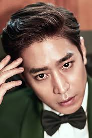 Eric Mun Wiki, Biography, Age, Gallery, Spouse and more