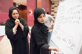 حددت وكالة الإمارات للفضاء، 6 مبادرات رئيسية، بهدف جذب الشباب إلى التخصصات العلمية ذات العلاقة بعلوم الفضاء، وذلك بهدف رفد قطاع الفضاء. Ø´Ø¨Ø§Ø¨Ù†Ø§ Ø¨Ø±Ù†Ø§Ù…Ø¬ Ù…Ø¤Ø³Ø³Ø© Ø§Ù„Ø§Ù…Ø§Ø±Ø§Øª Ø§Ù„Ø§Ø³ØªØ´Ø§Ø±ÙŠ Ù„Ù„Ø´Ø¨Ø§Ø¨ Ù…Ø¤Ø³Ø³Ø© Ø§Ù„Ø¥Ù…Ø§Ø±Ø§Øª