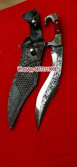 Seni patung adalah cabang seni rupa yang hasil karyanya berwujud 3 dimensi. 140 Ide Barang Untuk Dibeli Pisau Berburu Tutorial Seni Pisau Bushcraft