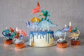 Dinos können sowohl mit reißzähnen und düster als auch eher klein und niedlich dekoriert werden. Dino Torte Fur Den Kindergeburtstag