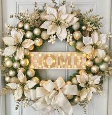 40 Beautiful Indoor Decoration Ideas Designs For Christmas In 2021 Christmas Wreaths Gold Christmas Decorations Christmas Wreaths Diy