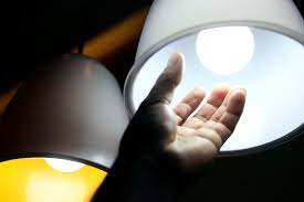 Contas de energia elétrica de baixa renda deverão ser assumidas ...