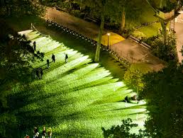 Letzebuergesch, a franseich sproch soll e können. Rafael Lozano Hemmer Pulse Park