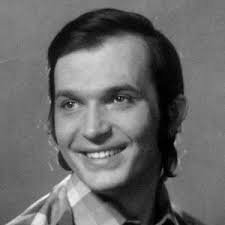 Znajdź piosenki, utwory i inną muzykę Daniel Kłosek