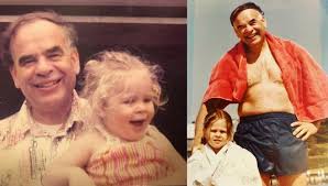 Последние твиты от chelsea handler (@chelseahandler). Chelsea Handler S Family Boyfriends Siblings Parents Bhw Chelsea Handler Celebrity Families Chelsea Handler Show