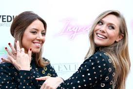 Elizabeth olsen gif | tumblr. Elizabeth Olsen And Aubrey Plaza Turn Up To Movie Premiere Wearing The Same Dress