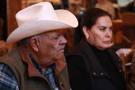 👩🏼‍⚕️🌄 ¡Trabajando para construir el futuro de la salud! Vamos  terminando una reunión con Bartolo Moreno Bustillos, Presidente Municipal  Guazapares, en donde analizamos estrategias que nos permitirán garantizar  la cobertura y mejorar