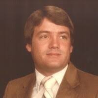 Robert Bigham's Instagram, Twitter & Facebook