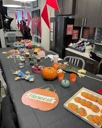 Annual Halloween Costume Competition! 🎃👻🎃#latergram #winstarproperties  #propertymanagement #companyculture #tradition #winstarteam #halloween