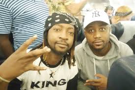Cassper nyovest is one rapper who knows how to dress regardless of the occasion and he's not shy to let you know that he appreciates good fashion and designer clothes and perfume. Roki Living Large In Sa Girlfriend In The Dark Pazimbabwe News