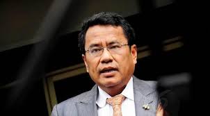 Saat menceritakan masalah rumah tangganya dengan pengacara hotma sitompul kepada hotman. Hotman Paris Hutapea Alchetron The Free Social Encyclopedia