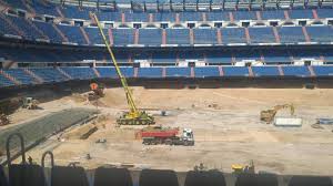 Named after a former real madrid president the santiago bernabeu currently has a capacity of 81000 reals president florentino perez said there are two objectives. Real Madrid New Bernabeu Retractable Pitch Delayed By A Year As Com