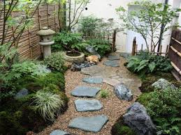 Un Jardin Japonais Dans La Region Lyonnaise Jardins De Paysagistes Petit Jardin Japonais Petits Jardins Et Jardins