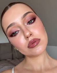 Profil de Abbey Sweeney (abbeysweeney15)