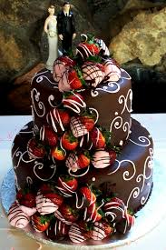 Cake This Just Makes Me Drool I Loveeee Chocolate Covered Strawberries Chocolate Wedding Cake Strawberry Wedding Cakes Chocolate Covered Strawberry Cake