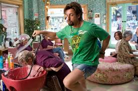 Adam richard sandler was born september 9, 1966 in brooklyn, new york, to judith (levine), a teacher at a nursery school, and stanley alan sandler, an electrical. Todliche Fonwelle Adam Sandler In Leg Dich Nicht Mit Zohan An Auf Prosieben Mit Presseportal