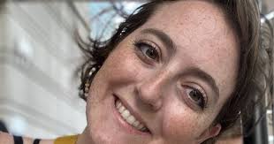 Jane Mertens's Instagram, Twitter & Facebook