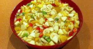 Banane Ananas Mangue Fraise Kiwi Orange Pomme Cannelle Vanille Sirop Sucre En Poudre Salade De Fruits Frais Recette Salade De Fruits Salade De Fruits