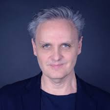 Melvin White (@belovedstreets1)