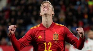 Dal 1939, anno della fondazione della olmo biciclette, i modelli di punta hanno equipaggiato decine di team e professionisti di tutto il mondo. Wolverhampton Wanderers Submit Bid For Dinamo Zagreb Midfielder Dani Olmo