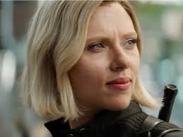 The distinguishing feature of this hairstyle is its awesome bangs which give this hairstyle its character. Avengers Infinity War Why Black Widow Has Blonde Hair Insider