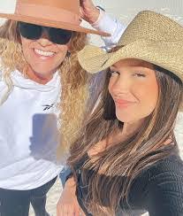 Amber Dolby's Instagram, Twitter & Facebook