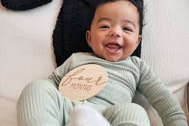 Round 1 ✓ Went 1-0'with the people I love this week! Best part!? I get to  do it again next Friday! 📸: @jorgiabence