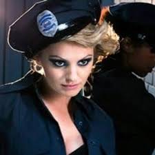 What happenswhen a female orgasms; Alexandra Stan Alexandrastanid Twitter