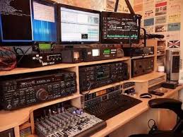 I finally decided that i needed something that was a little more perma… Ham Radio Desk Rack Mount Google Search Ham Radio Radio Shack Ham Radio Equipment