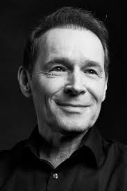 Reparto de V tichu (película 2014). Dirigida por Zdeněk Jiráský