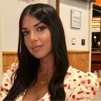 80+ profili “Lea”