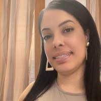 Sheila Toland's Instagram, Twitter & Facebook