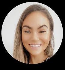 Leslie Mclean's Instagram, Twitter & Facebook