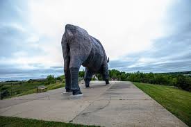 Huge collection, amazing choice, 100+ million high quality, affordable rf and rm images. World S Largest Buffalo Monument In Jamestown Nd Silly America