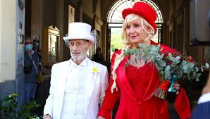 Lo aveva celebrato il sindaco di milano sala di redazione online la cerimonia riservata, massimo moratti a fare da testimone a strada. Massimo E Gino Il Matrimonio Per I Diritti Di Tutte E Tutti La Repubblica